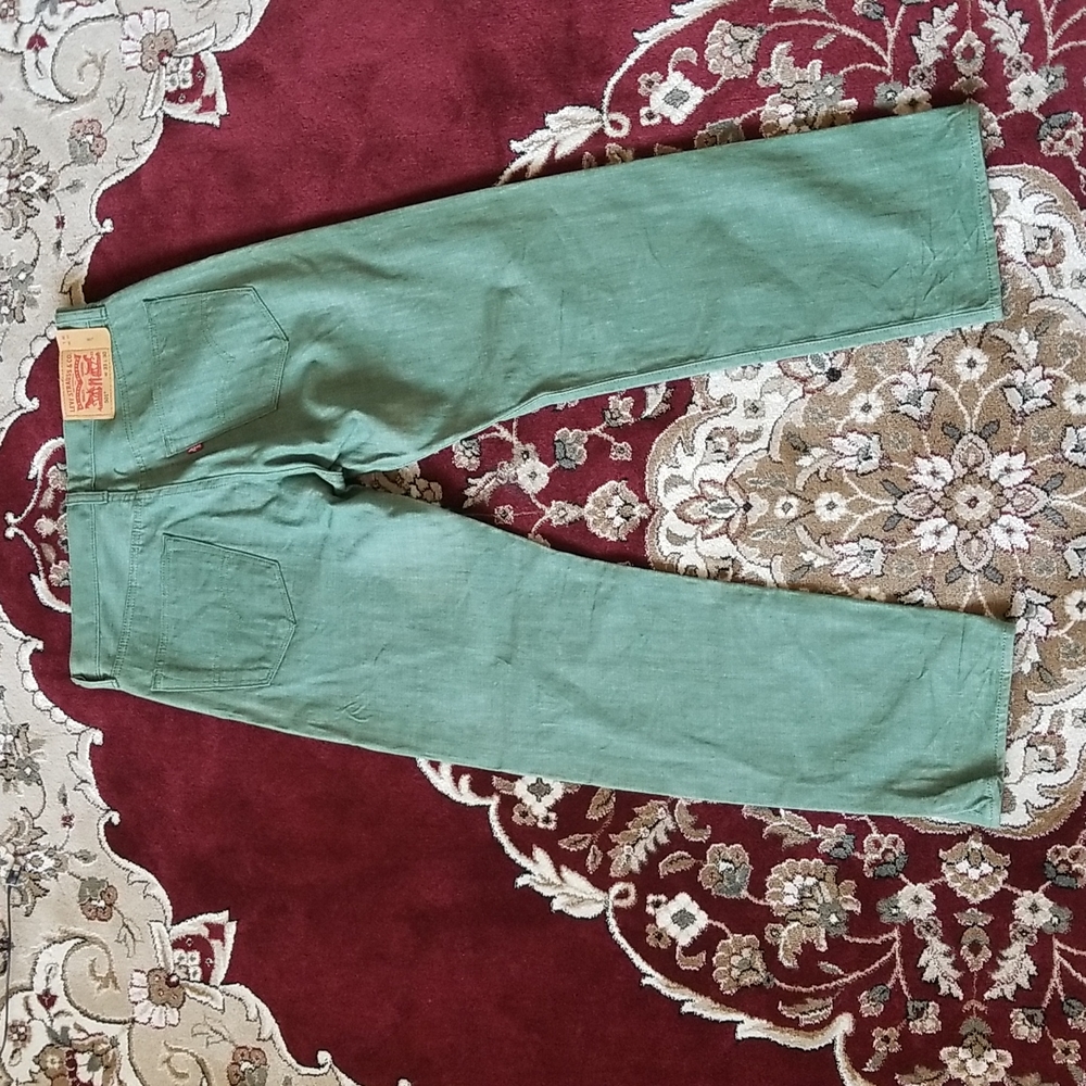 Levi's